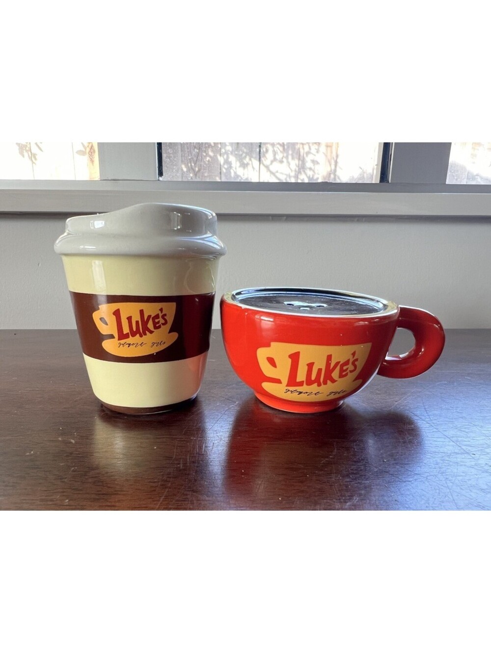 Gilmore Girls Luke's Coffee Salt & Pepper Shakers Set Warner Bros